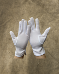 Guantes blancos