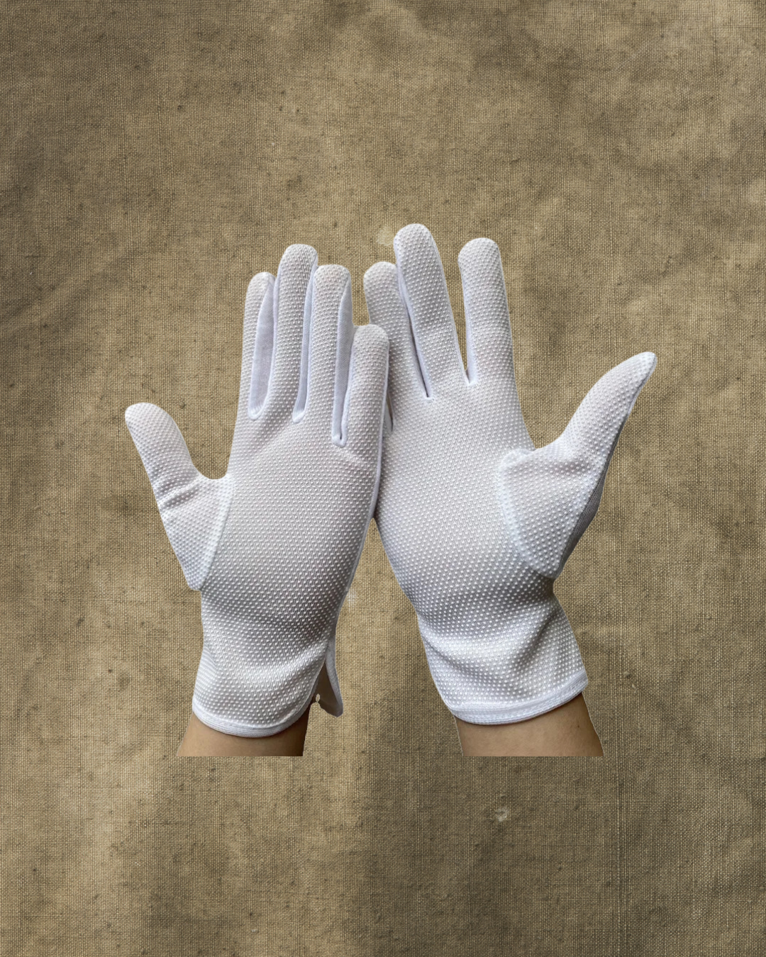 Guantes blancos